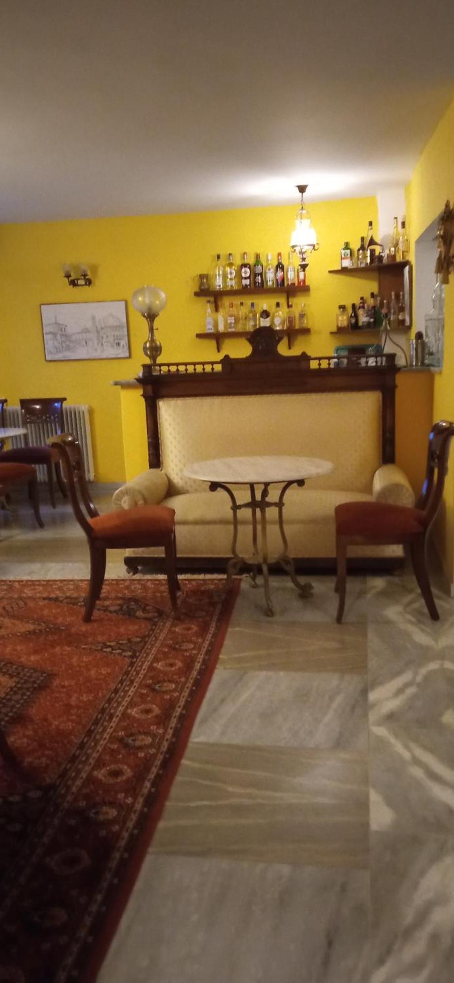 Ξενοδοχείο Byron 2*
